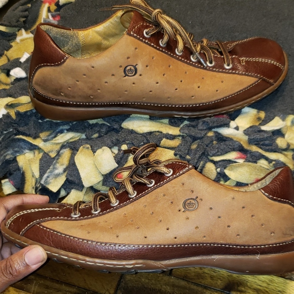 Born| WMNS casual shoes